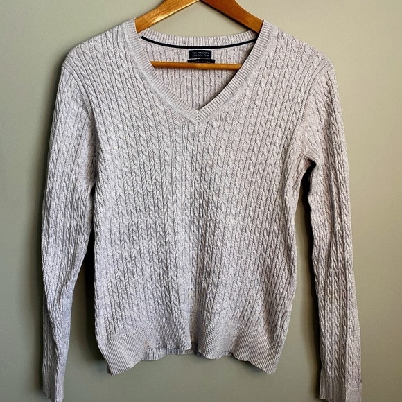 Tommy Hilfiger Women's Light Gray Cable Knit Long Sleeve Sweater Size Large - Picture 1 of 11